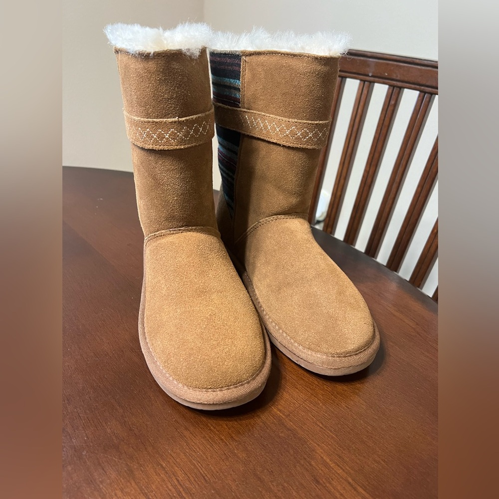 Minnetonka Fairmont Size 8 Women - Picture 2 of 5